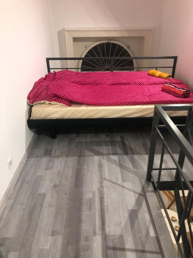 7Dab Apartment Almassy Contactless Self Check-In Budapest Esterno foto