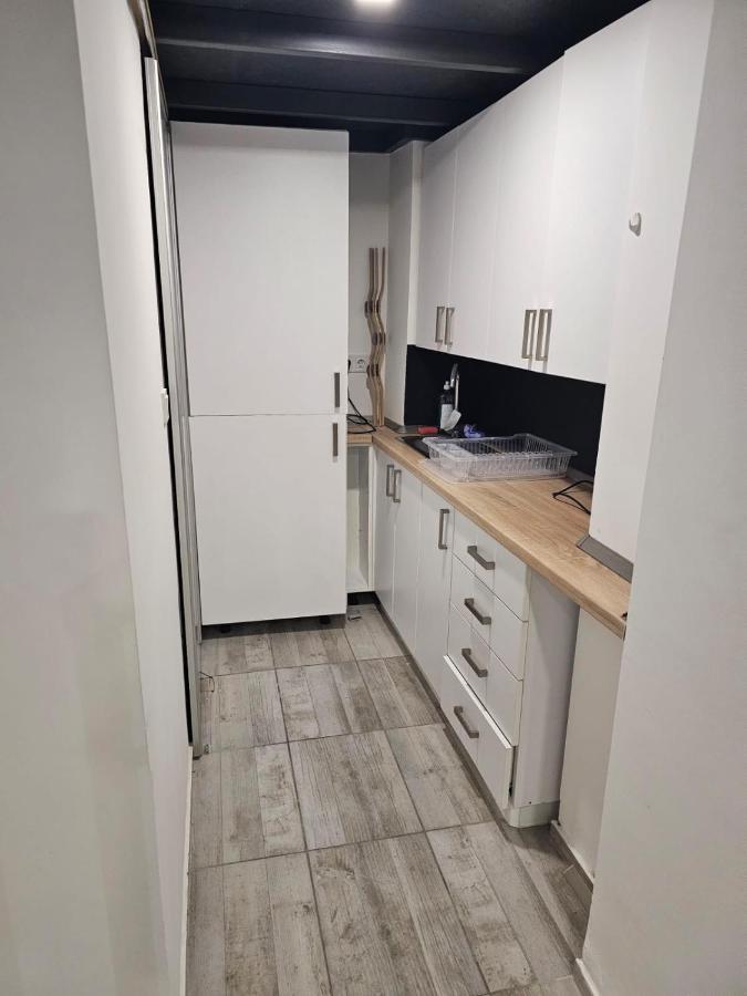 7Dab Apartment Almassy Contactless Self Check-In Budapest Esterno foto